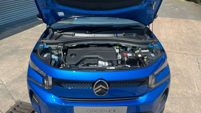 Citroen C3 1.2 Turbo Plus 5dr Petrol Hatchback - Image 8